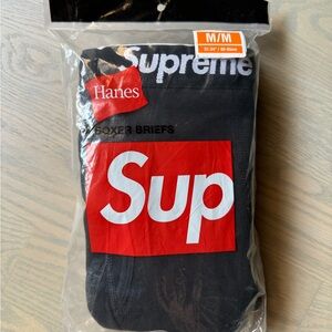 Supreme black boxers